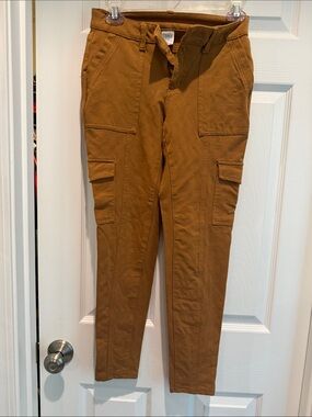Women’s Slim Cargo Pants in Brown